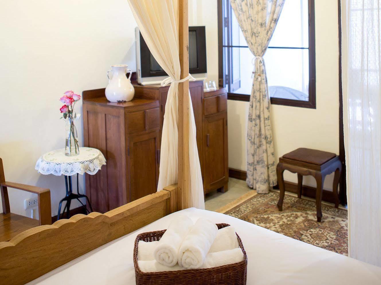 Baan Say-La Guest House Chiang Mai Bagian luar foto